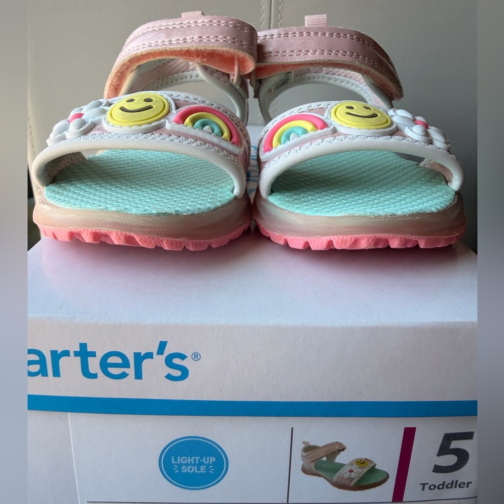 Carter's girls Stellah size 5. (light up sole)💡 - Picture 5 of 5